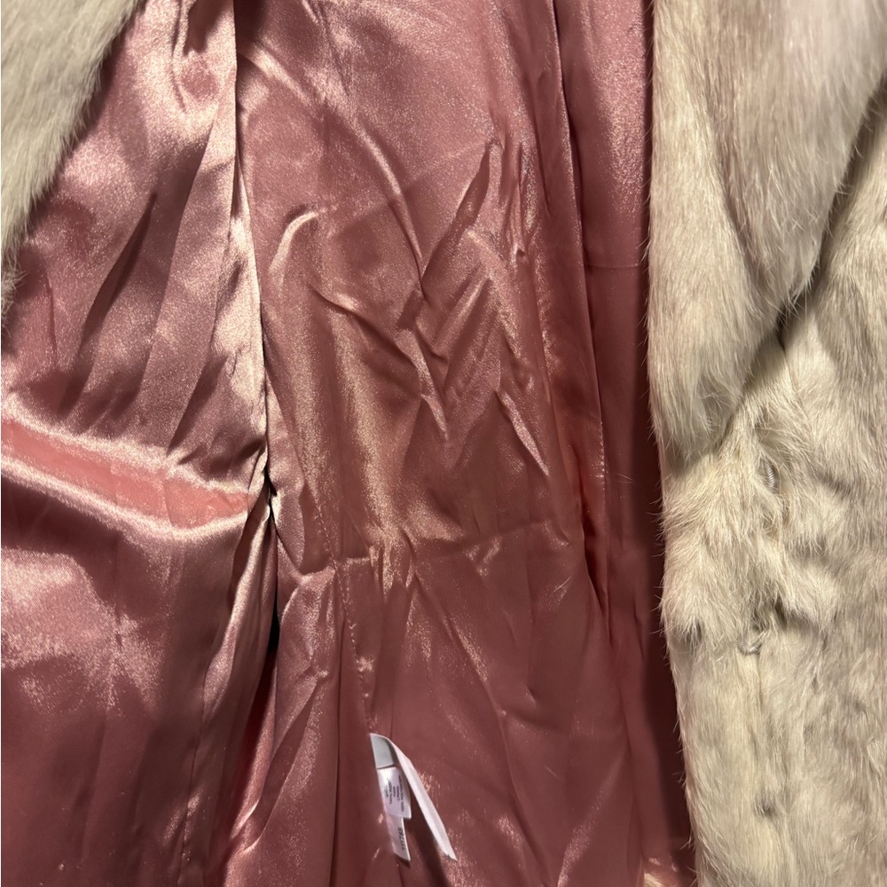 Elegant 100% Rabbit Fur Jacket - Picture 7 of 9
